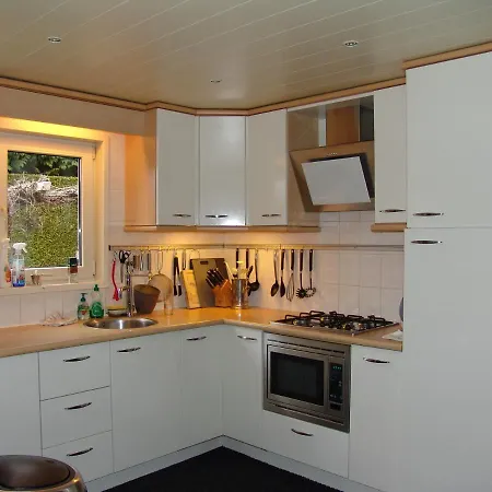 Full Privacy Holidayhouse + Lovely Garden. * Lathum