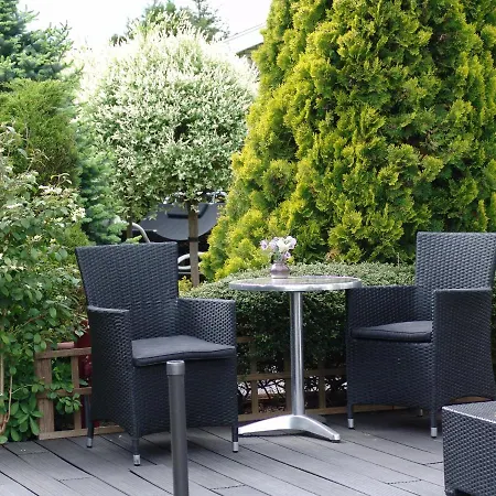 Full Privacy Holidayhouse + Lovely Garden.