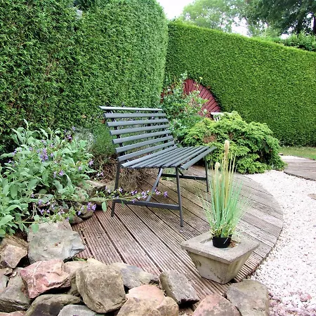 Full Privacy Holidayhouse + Lovely Garden. Holiday home *