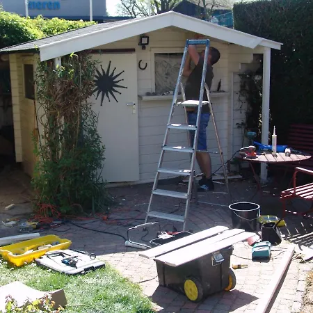 Full Privacy Holidayhouse + Lovely Garden. Lathum