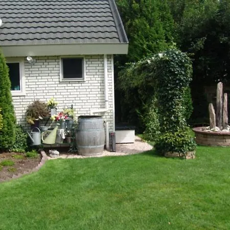 Holiday home Full Privacy Holidayhouse + Lovely Garden.