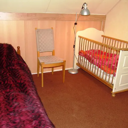 Full Privacy Holidayhouse + Lovely Garden. Holiday home *